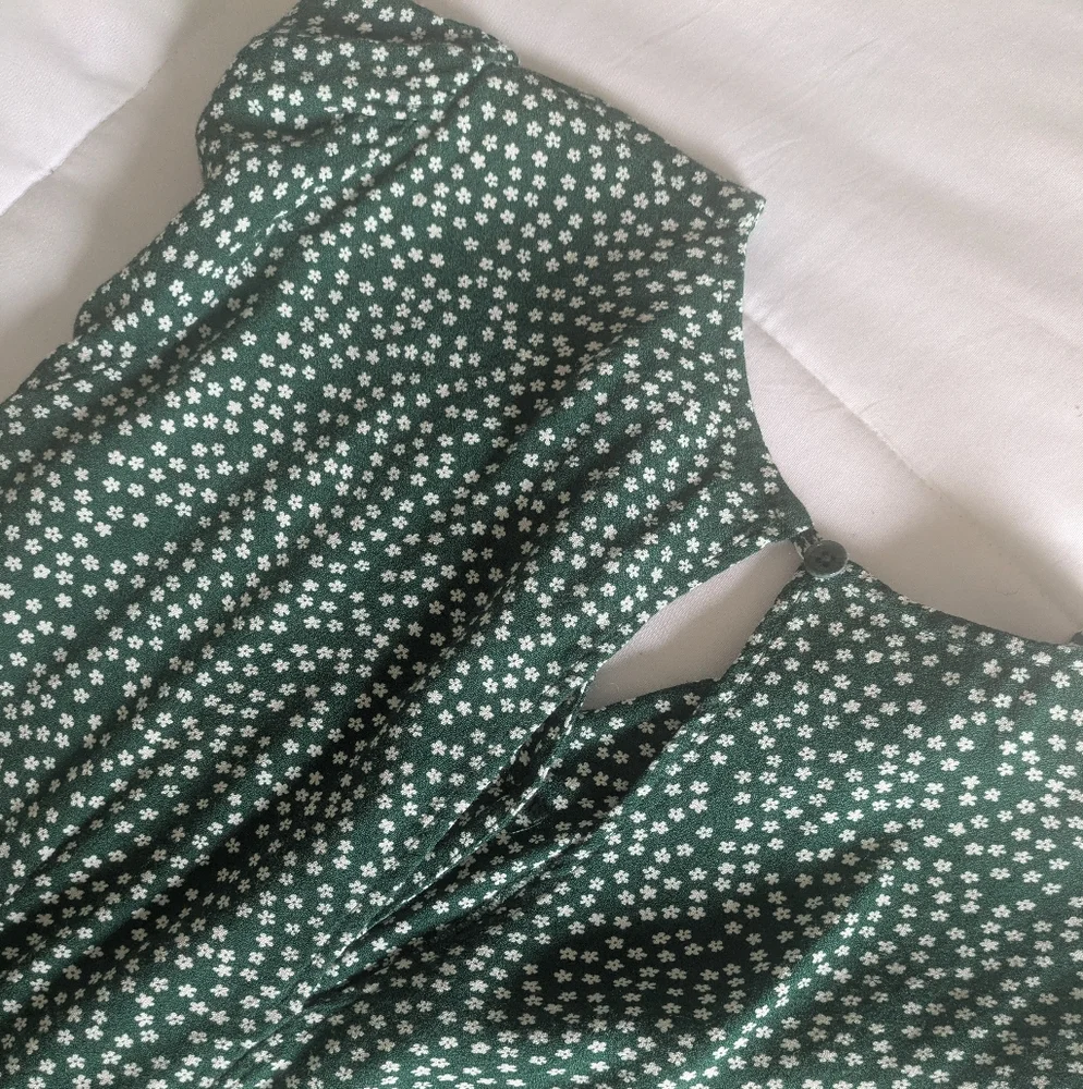Reformation Green Midi Dress - Picture 2 of 5